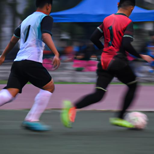 Cầu thủ bóng đá Việt Nam vượt qua đối thủ trong trận đấu